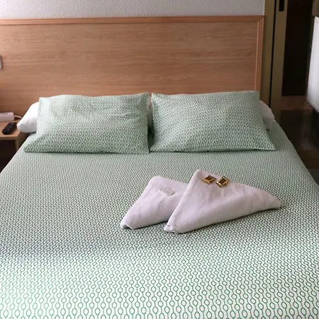 Hostal Milmarcos-3